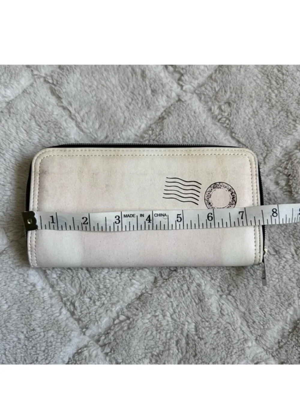 Harry Potter | Distressed Hogwarts Acceptance Letter Wallet | One Size